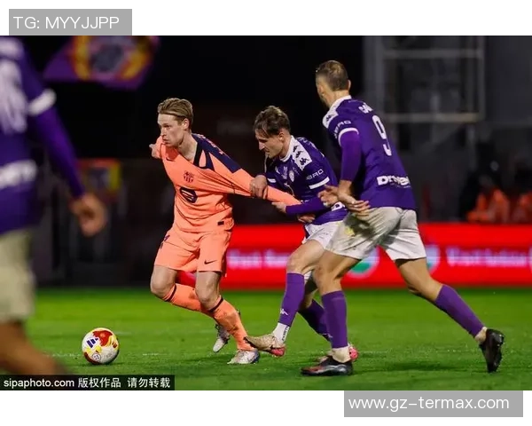 意甲激战热刺大胜巴萨红牌事件引发全场热议精彩十球回顾