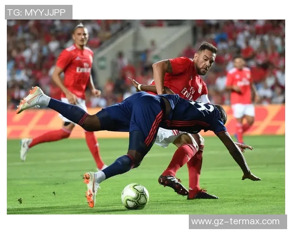 德甲精彩对决里昂与本菲卡战成平局补时进球点燃全场激情