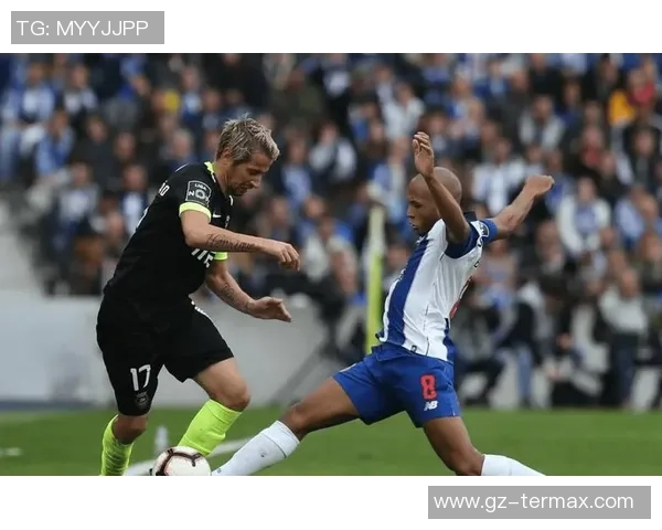 西甲精彩对决本菲卡大胜尤文图斯帽子戏法引爆全场热情