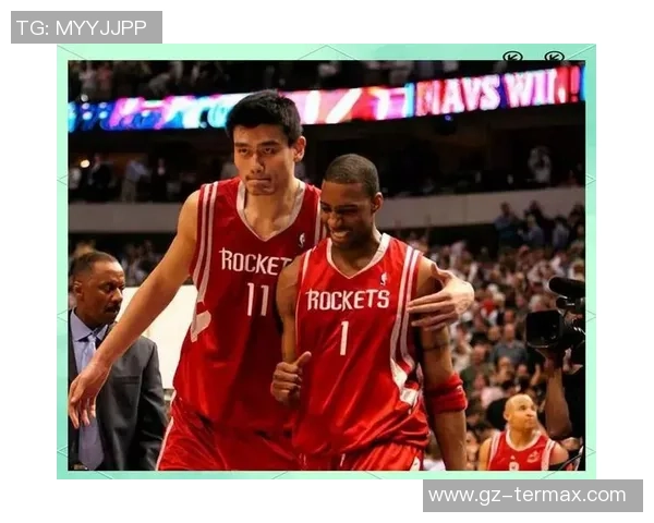 姚明的传奇之路：谁在为这位篮球巨星喝彩与点赞