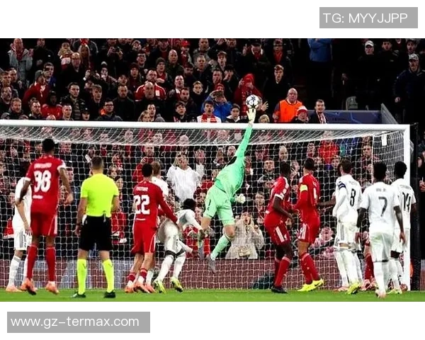 欧冠激战：皇马与多特蒙德战成平局精彩瞬间引发全场沸腾