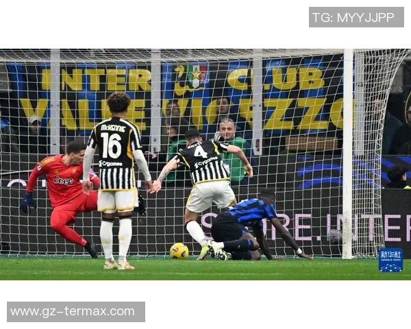 欧冠大战：那不勒斯狂胜尤文图斯四球全场沸腾数据解析引发热议