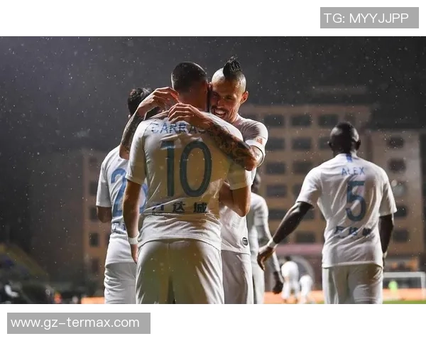 中超激战波尔图大胜那不勒斯点球大战点燃全场激情与转会传闻 中超激战波尔图大胜那不勒斯点球大战点燃全场激情与转会传闻