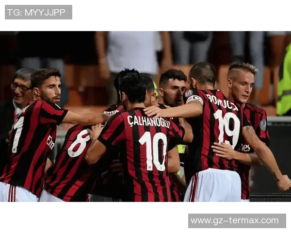 德甲精彩对决AC米兰绝杀波尔图全场沸腾瞬间回顾 德甲精彩对决AC米兰绝杀波尔图全场沸腾瞬间回顾