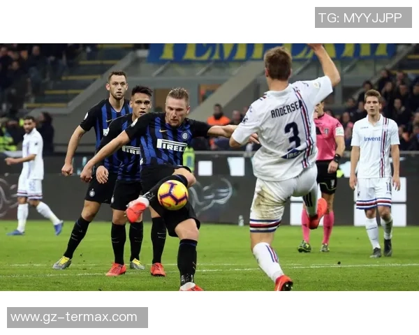 友谊赛精彩瞬间里昂逆转国米上演绝妙对决