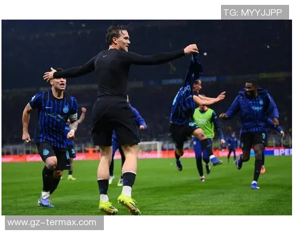 足总杯激战：里昂狂胜国米6-2红牌争议引发全场热议